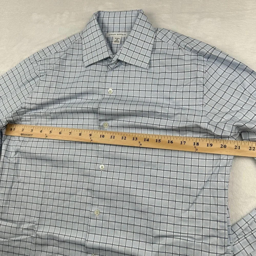 Banana Republic Mens Blue Check Cotton Button Shirt Small 14-14.5 80s Hong Kong